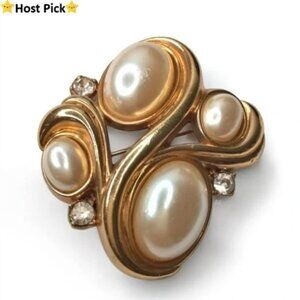 Vintage MONET Gold tone, Faux Pearls, and Clear Rhinestone Brooch